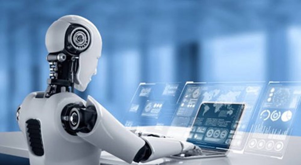 Robot Ved Computer