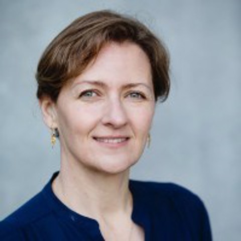 Anna-Mette Monnelly