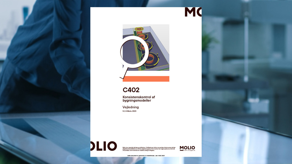 C402