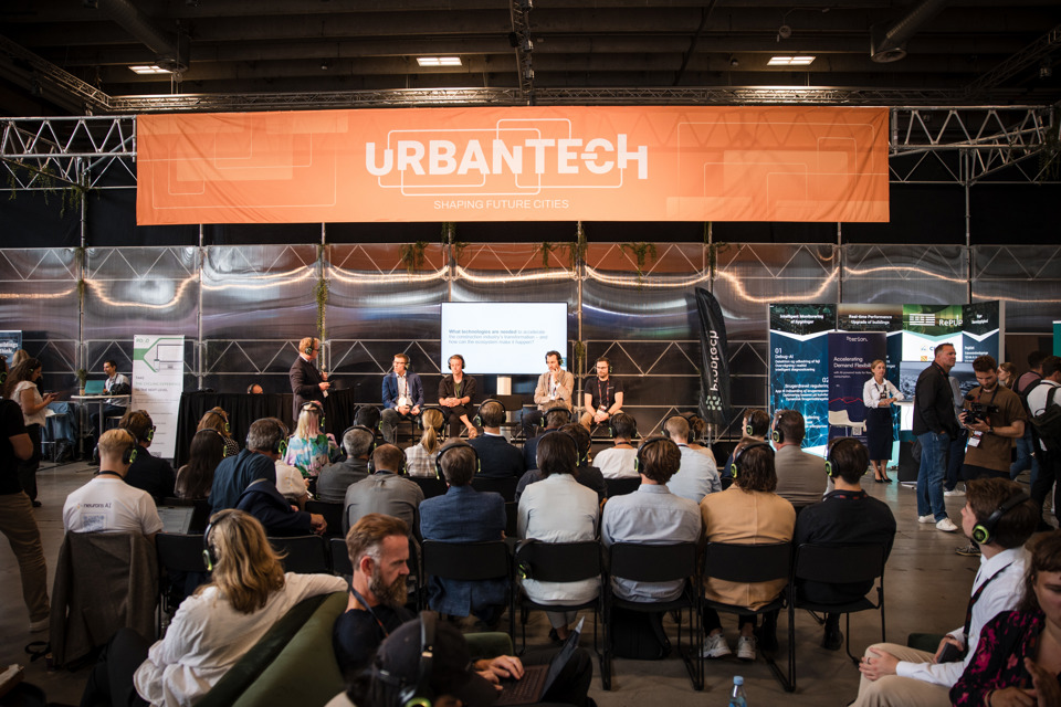 27131442B2 Techbbq 2025