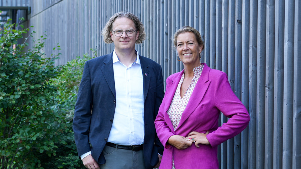 Christna Hvid Og Ole Berard