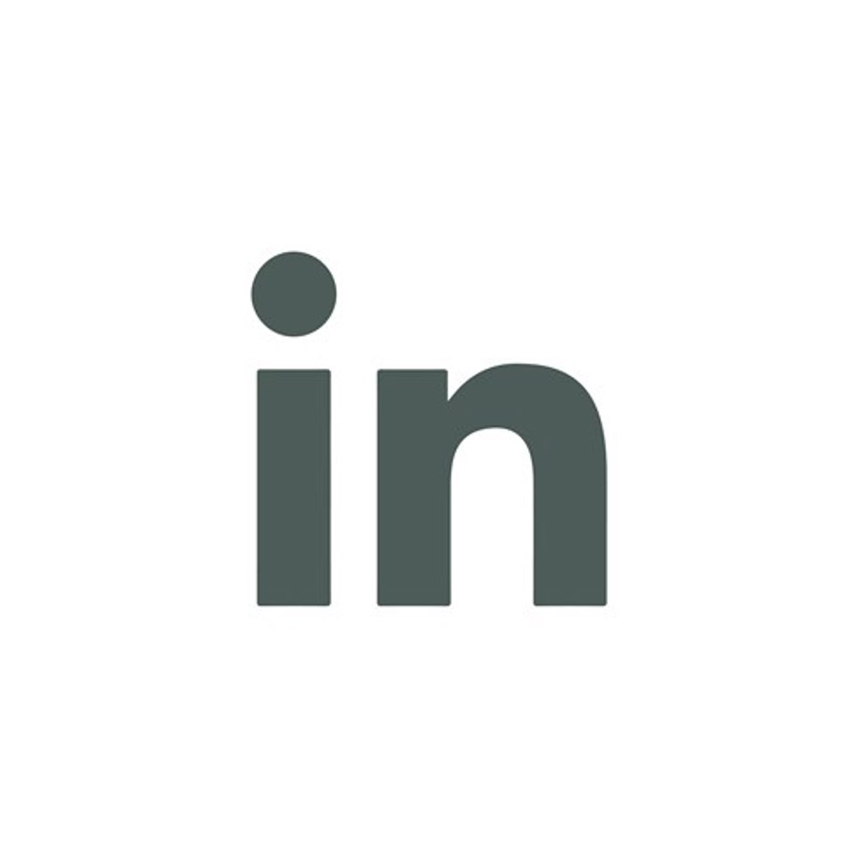 In Logo